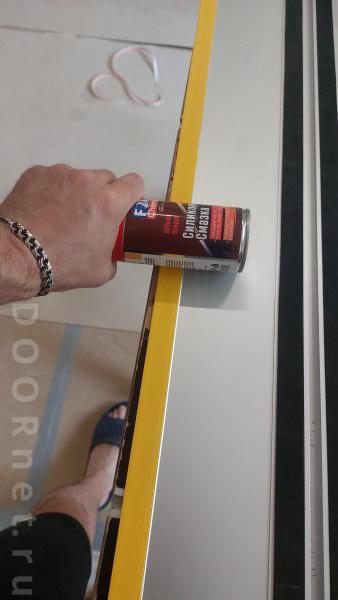 прикатываю все это подручным  средствами